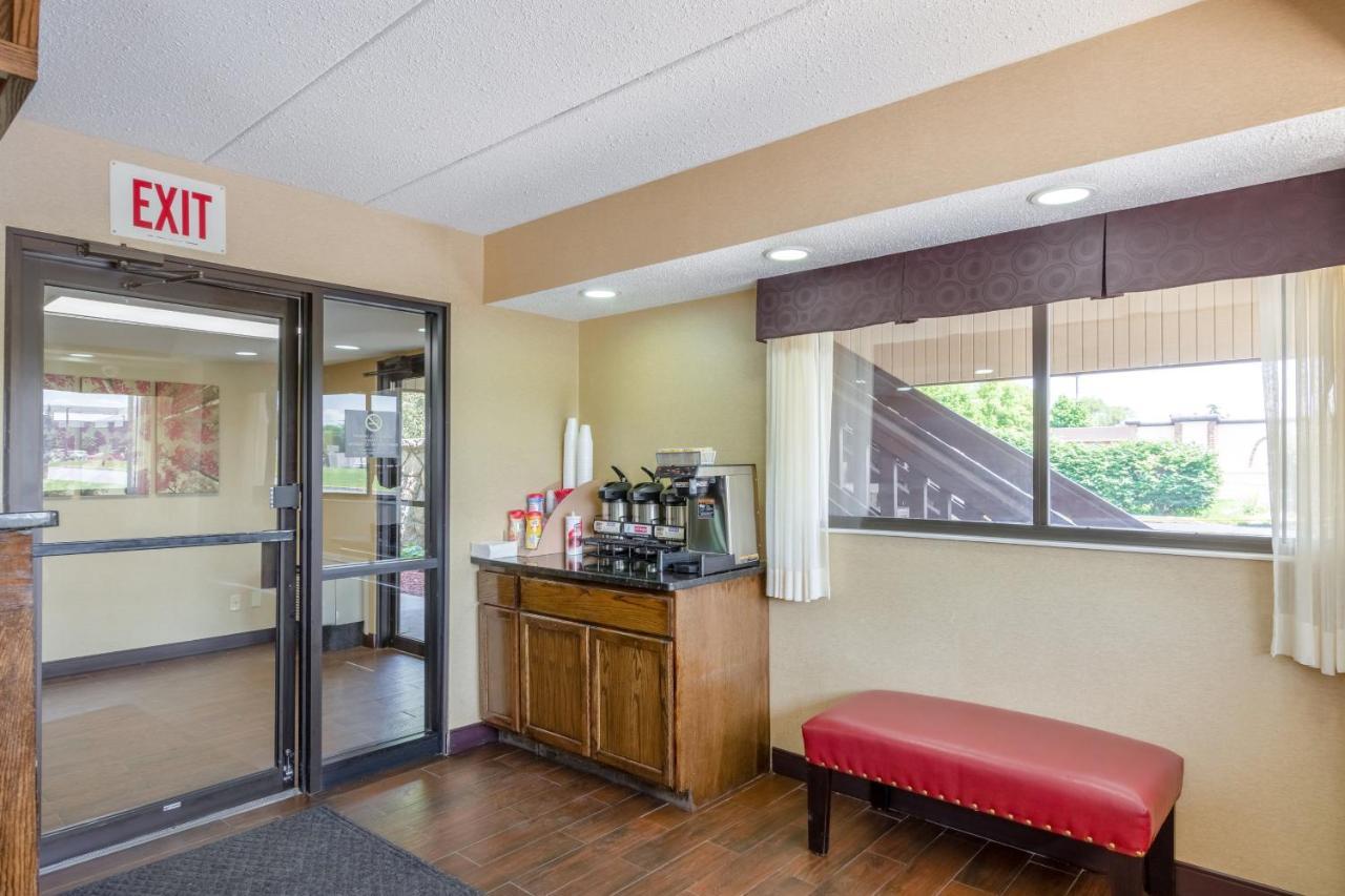 Red Roof Inn Kalamazoo East - Expo Center Экстерьер фото