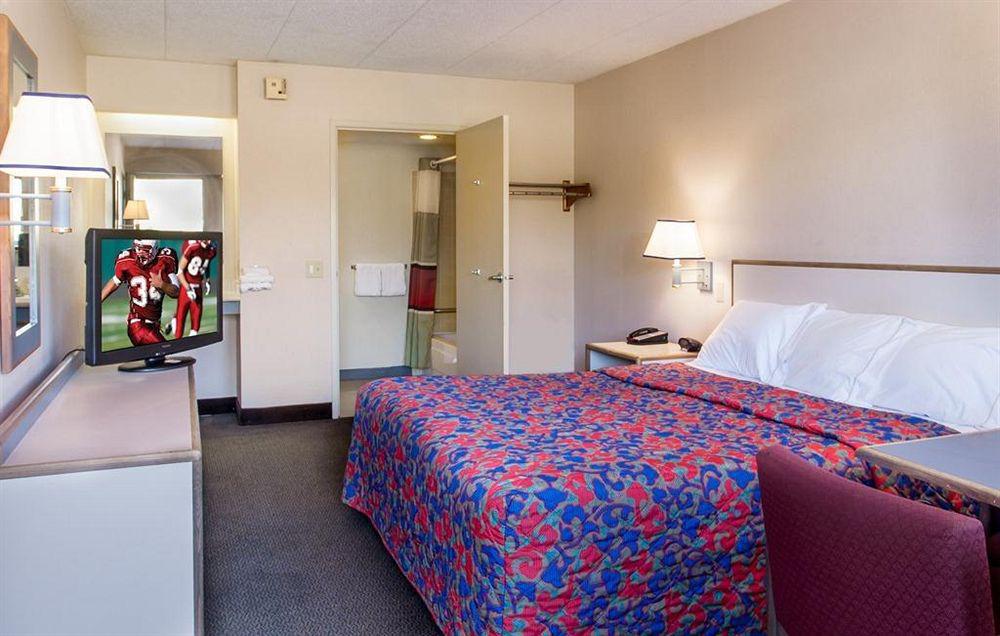 Red Roof Inn Kalamazoo East - Expo Center Экстерьер фото